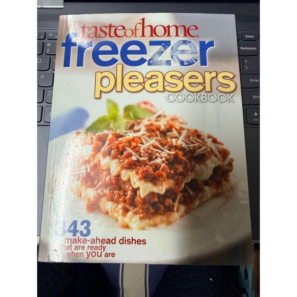 Taste of‎ Home Freezer Pleasers Cookbook 343 Make Ahead Recipes Softcover